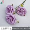 Rosa de diamante de tres cabezas, diseño de sitio de boda, arreglo floral, flores de seda, área de bienvenida, decoración de pared de flores, flores falsas