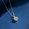 Collar Clásico de Corazón con Seis Garras y Copo de Nieve de Moissanita para Mujer en Plata de Ley Colgante Sencillo de Alta Gama de Moissanita Regalo de Cumpleaños