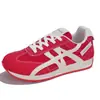 Zapatillas de verano nuevas para mujer, transpirables, con suela blanda, versión coreana, versátiles, ligeras, zapatillas para correr, zapatillas de papá de moda