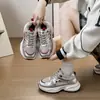 Sapatos de Algodão de Inverno Femininos com Forro de Lã, Sapatos Casuais Esportivos Espessos, Novos Sapatos Estilo Coreano 2026, Sapatos Femininos Versáteis e Quentes para o Inverno