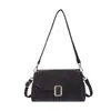 Bolso pequeño cuadrado único y elegante para mujer, nuevo modelo de primavera 2026, bolso de hombro cruzado simple y a la moda para el trabajo y el uso diario