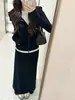 Chamarra sudadera negra, conjunto deportivo casual de otoño para mujer, nuevo estilo 2026, sofisticado y discreto, perfecto para un look inteligente y elegante
