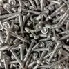 Parafusos Autoatarraxantes de Três Garras com Cabeça tipo Flor de Ameixa Interna