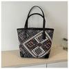 Bolso de Gran Capacidad para Mujer Nuevo Estilo Étnico Bordado Bolso de Hombro de Alta Gama Moda Popular Trabajo Viajero Bolso Tote