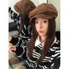 Gamuza Marrón Otoño e Invierno Color Sólido Moderno Retro Estilo Británico Plisado Gorra de Periodista Gorra de Pintor Circunferencia de Cabeza Grande Boina para Mujer