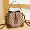 Bolsa Saco Versátil da Moda 2025 Nova Simples Transversal Feminina Grande Capacidade Estampada Bolsa de Ombro