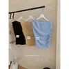 Blusa de Tricô Assimétrica Desconstruída de Nicho Botões Off-Shoulder Moda Verão 2026 para Mulheres 8893