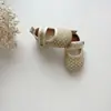 Chegada Nova Outono 2026 Sapatos de Bebê Coloridos de Algodão com Solado Macio Modernos e Estilosos para Meninos e Meninas Velcro Antiderrapante Sapatos para Crianças Pequenas