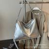 Bolsa de Ombro Corrente Retrô Fashion para Mulheres 2026 Novo Estilo Tendência Grande Capacidade Bolsa Transversal para o Dia a Dia