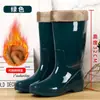 Botas de lluvia 2026, zapatos impermeables, cubrezapatos de goma, de tubo largo a la moda para mujer, resistentes al desgaste, antideslizantes, de tubo alto para cocina, verano