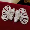 Pendientes de Flor de Perla con Circonita Incrustada de Diamantes de Lujo, Pendientes de Moda de Lujo Ligero y Gama Alta, Pendientes de Estilo Europeo y Americano con un Diseño de Nicho