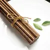 Palitos de Madeira Asa de Frango Domésticos Antiderrapantes Madeira Sólida Palitos de Sândalo Vermelho Sem Tinta Sem Cera 10 Pares Embalados Gravação a Laser Venda por Atacado