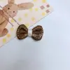 Acessórios para joias DIY, botões de tecido bege e marrom estilo coreano costurados à mão, materiais para acessório de cabelo de florzinha de cinco pétalas, acessórios para sapatos e roupas