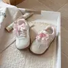 Zapatillas Florales con Lazo para Niñas 2026 Nuevas Zapatillas Infantiles de Primavera y Otoño con un Diseño Elegante y Suelas Suaves Zapatos Casuales