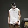 Colete sem mangas bordado respirável de alta qualidade estilo americano para homens, verão fitness casual esportes alta rua solto camiseta para homens atacado