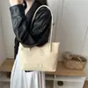 Bolsa feminina de grande capacidade, nova bolsa de ombro casual e simples 2026, adequada para estudantes, para ir ao trabalho e para o uso diário