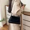 Bolso de mano retro de moda tipo almohada para mujer, nuevo bolso de hombro para ir al trabajo de nicho Otoño 2026, bolso cruzado de alto valor