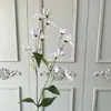 Novas flores de lírio artificiais de galho alto 3D para casamentos, arranjos florais decorativos para casa e sala de estar, flores de seda