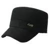 Nueva colección de invierno: Gorra cálida de visera plana para hombres de mediana edad y mayores, diseñada para proteger las orejas y mantenerlas calientes, adecuada para actividades al aire libre, con forro de polar añadido y algodón engrosado para mayor calidez.