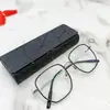 Novo Estojo de Óculos de Alto Valor, Essencial para Viagem, Estojo de Óculos para Miopia Colorido e Brilhante