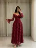 940W Vestido de Noche de Encaje Nuevo Transfronterizo Europeo para Mujer, Manga Larga, Hombros Descubiertos, Ceñido a la Cintura, Volantes, Vestido de Banquete, Falda Larga