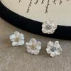 Pendientes con textura de flor de perla de circón, personalidad femenina, moda elegante, suaves, combinables con todo.
