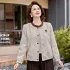 Nueva chaqueta de primavera y blusa para mujeres de mediana edad, colección 2026: Ropa exterior elegante, de corte ajustado y versátil en tallas grandes