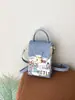 Bolso de Mano de Diseño de Nicho Transfronterizo de Moda Versátil para Mujer Modelo Nuevo 2026 Bolso de Hombro Cruzado de Lujo Ligero de Alto Valor para el Trabajo