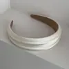Faixa de Cabelo Larga de Esponja Cor Creme Fresco Retro Coreana Estilo Coreano 2025 Coroa Alta Acessório de Cabelo para Lavar o Rosto