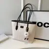 Bolso tote minimalista de gran capacidad estilo coreano para mujer, nueva colección 2026, con diseño color-blocking, casual, adecuado para el trabajo y los desplazamientos, se puede llevar como bolso de hombro o de axila