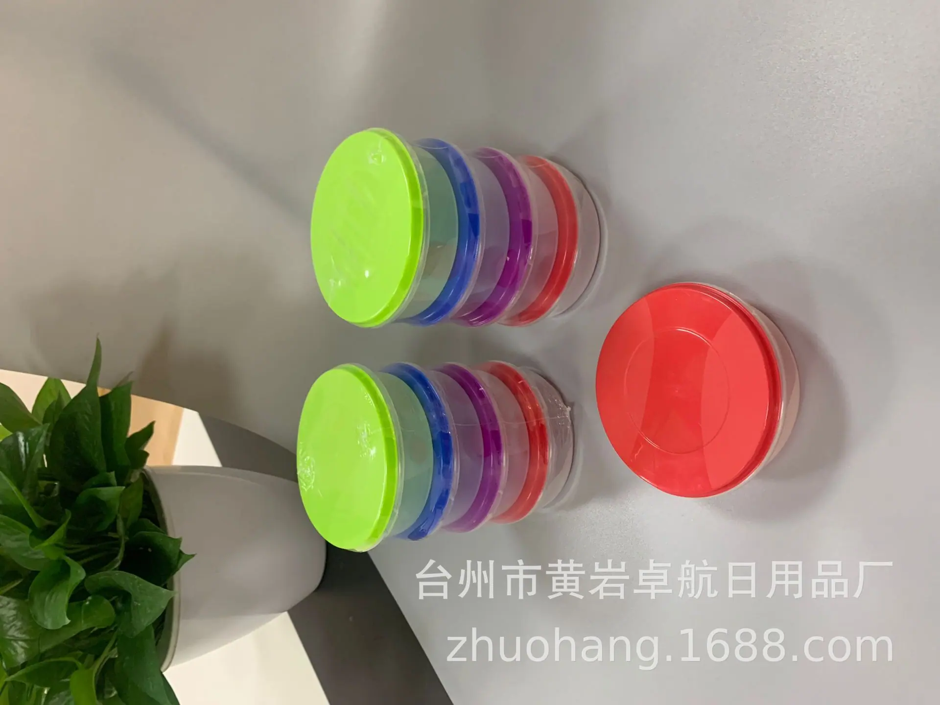 F840F50E34BA60782F25B5556D752F