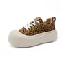 Zapatos de pan con cabeza grande, lindos y peculiares para mujer, colección otoño 2026, zapatos de mujer con suelas gruesas, que aumentan la altura, con cordones, zapatillas blancas, zapatos deportivos casuales y a la moda
