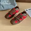 Sapatos Gump com fivela, versáteis para primavera e outono, sola plana, tênis casuais color block, tênis de treino alemão, nova moda feminina 2026 tecido