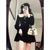 145 Falda Negra Pequeña Elegante Estilo Hepburn Corta para Mujer Cintura Ajustada Falda Corta de Línea A Otoño e Invierno Combinación XS Tiro Alto