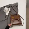 Bolsa de Ombro Grande Capacidade Feminina Textura Retrô Bolsa de Mão Bolsa Feminina Aluno Aula Estilo Coreano Mochila Comércio Exterior Transfronteiriço
