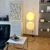 Lámpara de Pie Artística Minimalista Moderna para Sala de Estar Modelo Nuevo 2024 Mesita de Noche para Dormitorio Luminaria Creativa para Atmósfera Otro