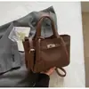 Bolso Nuevo de Patrón Lichi de Nicho 2026 para Mujer, Bolso Cubo Casual Simple, Bolso de Hombro Cruzado Versátil para el Trabajo