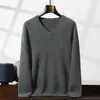 Outono e Inverno 2026 Novo Estilo Suéter de Cashmere Grosso de Fio Duplo com Sete Pontos Gola V Masculino Manga Longa Solto Casual