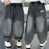 Ropa de Primavera y Otoño para Niños Jeans con Tachuelas de Pedrería Estilo Coreano Pantalones Banana Sueltos Modernos para Niños Pantalones para Bebé Comercio Exterior