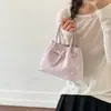 Bolsa Super Tendência de Nicho com Bolinhas para Mulheres, Nova Moda 2026 Versátil Bolsa Transversal, Exquisite Pequena Bolsa de Mão