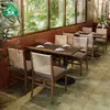 Juego de Mesa y Sillas para Restaurante Famoso en Internet Estilo Montaña, Sillas de Madera Maciza para Restaurante de Cocina Fusión, Mesa y Sillas para Restaurante de Té para Uso Comercial