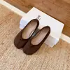 Nuevos Zapatos de Verano 2026 para Mujer que Aumentan la Altura, Dedos de Cerdo, Plisados Retro Ballet, Escotados, de Tacón Grueso, Dedos Divididos