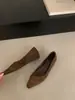 Zapatos planos retro de ante con plataforma para mujer, nuevos mocasines de estilo francés para otoño e invierno 2025, de suela blanda y punta cuadrada para el trabajo