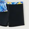 Traje de baño de playa simple para mujer estilo europeo y americano 2023 con copas en el pecho en stock, traje de baño sexy de dos piezas en negro nuevo avanzado