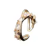 Anillo Abierto de Circonita Sintética Exquisita de Gama Alta Venta Caliente Diseño de Nicho Anillo para el Dedo Índice Anillo Versátil