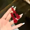 Brincos de Flores com Franjas de Cristal Vermelho Retrô para Mulheres Brincos Únicos Exagerados de Nicho Brincos com Atmosfera de Outono e Inverno
