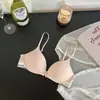 Sutiã com fecho frontal que acentua o busto e as costas bonitas, para mulheres com seios pequenos, novo sutiã sem fio sexy popular de 2025