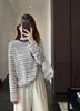 Camiseta de Manga Larga a Rayas con Bloques de Color Suave y Pegajosa, Adelgazante y Perezosa, Top Base Holgado para Mujer, Nuevo en Otoño/Invierno