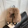 Mochila de Pelúcia Transfronteiriça Design de Nicho da Moda Feminina Estilo Coreano Bolsa Escolar para Estudantes Mochila de Viagem de Pelúcia de Alto Nível