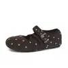 Nuevos mocasines de punta fina estilo francés 2026, merceditas retro de lunares, zapatos de otoño para mujer con un diseño chic y elegante